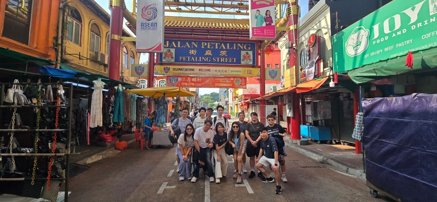 Hari-Hari group exploring Petaling Street in Kuala Lumpur Chinatown